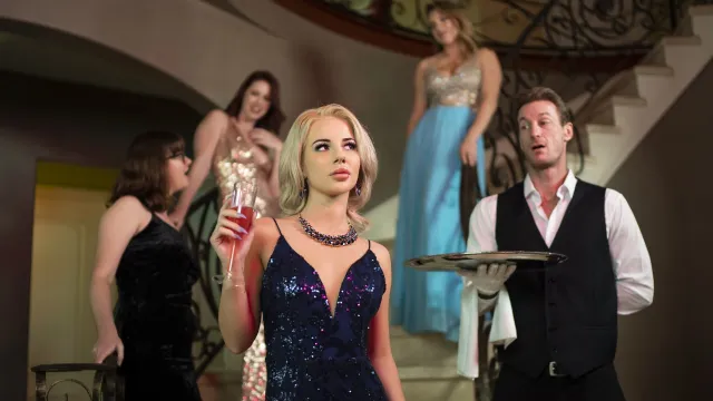 Babes – Seducing The Service – Bella Rose, Ryan Mclane