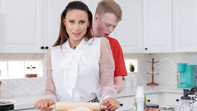 Dating My Stepson – Turning Up The Heat – Cassie Del Isla, Jimmy Michaels