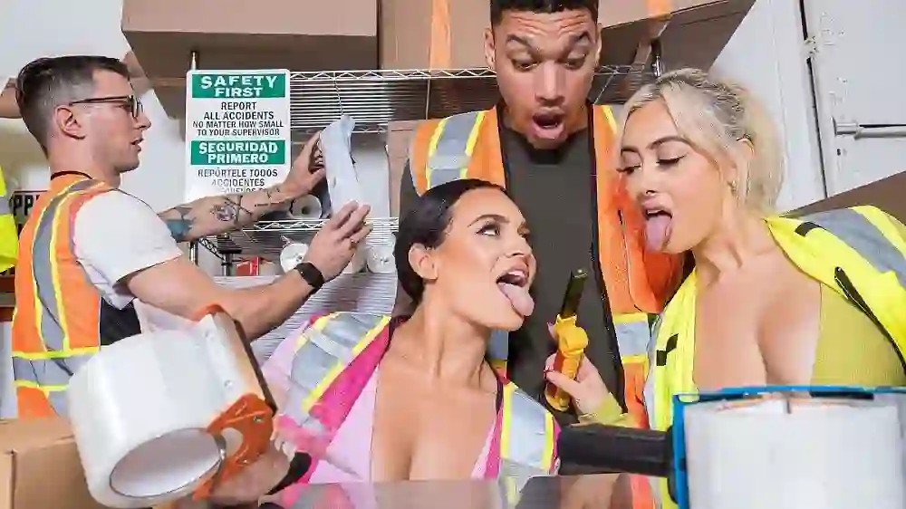 Brazzers – Working Girls – Chloe Surreal, Lexi Samplee – Brazzers Exxtra