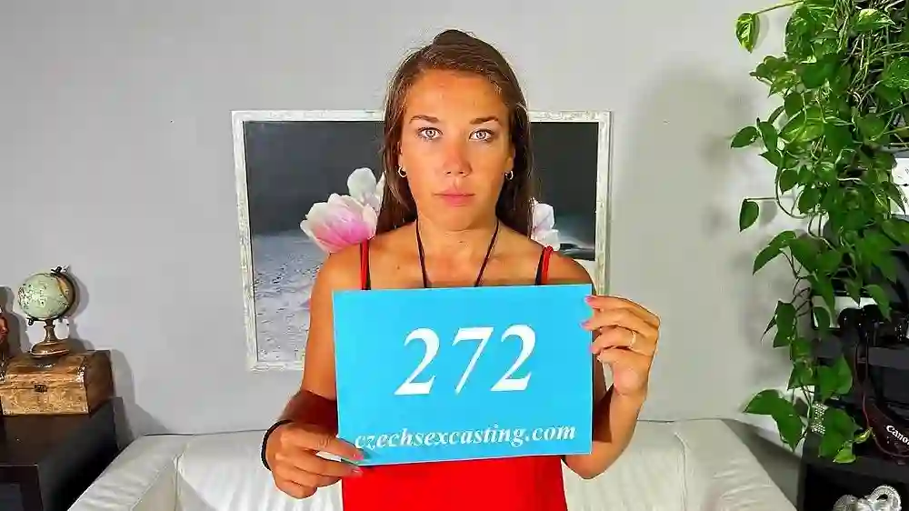 Czech Sex Casting – Sexy Lady Shows Off Her Curves In A Casting – Alexa Libertin