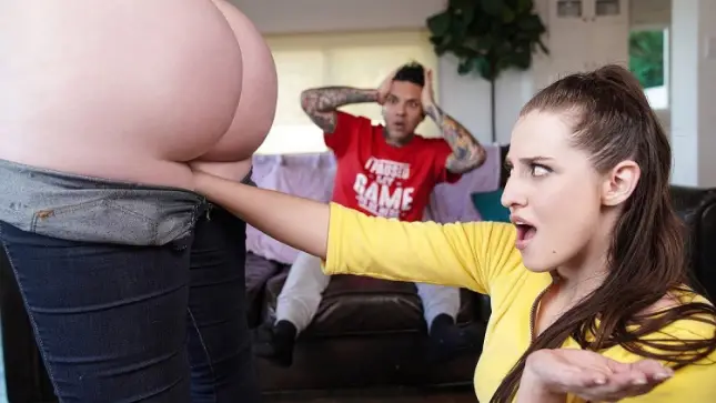 Brazzers – Horny Cosplay Cutie Fists Gorgeous Ginger Goddess – Abigaiil Morris, Aubree Valentine, Small Hands – Brazzers Exxtra