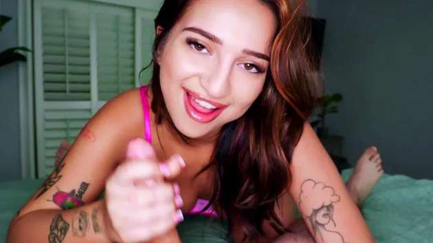 Filthy Kings – Horny GF Can’t Wait – Kiana Kumani, Juan Loco – Hot Girls Raw