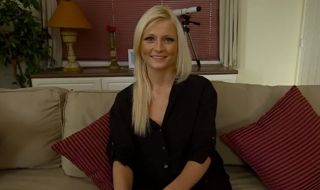 Girls Do Toys – E009