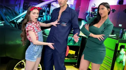 TeamSkeet – The Mechanic’s Tiny Assistant – Lola Pearl, Sia Wood – Exxxtra Small