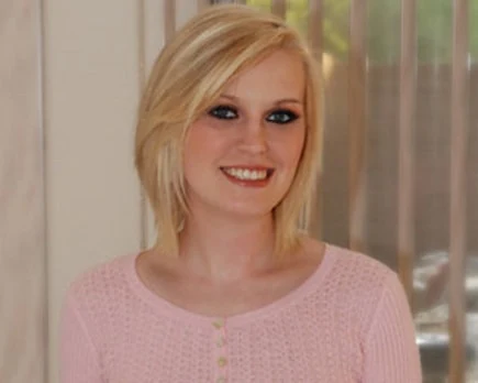 Exploited College Girls – Amanda – 18 Years Old