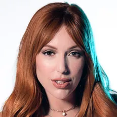 Lauren Phillips